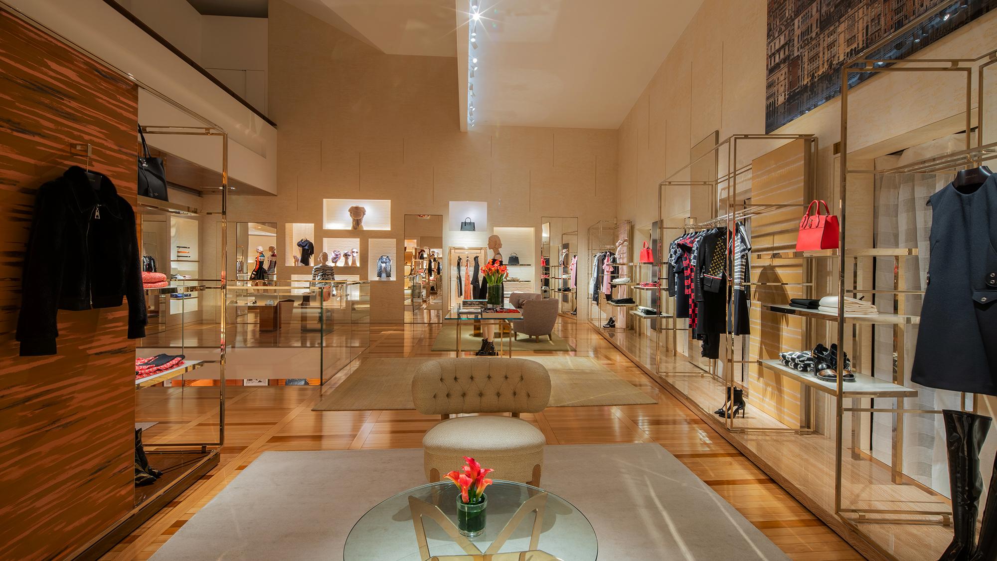 Louis Vuitton Venice in Venezia, , IT. Louis Vuitton Magasins.